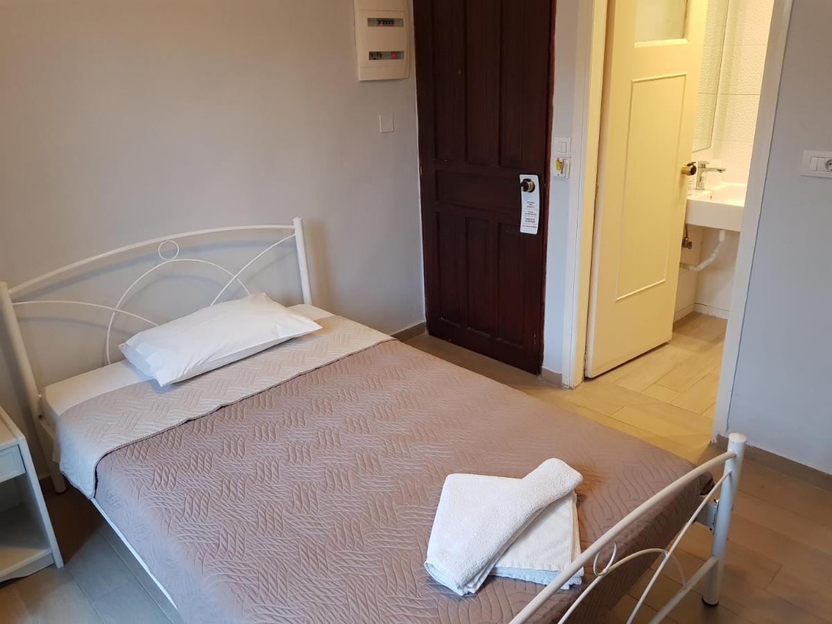 Archontiki City Hotel Chrissi Akti Chania Exterior foto